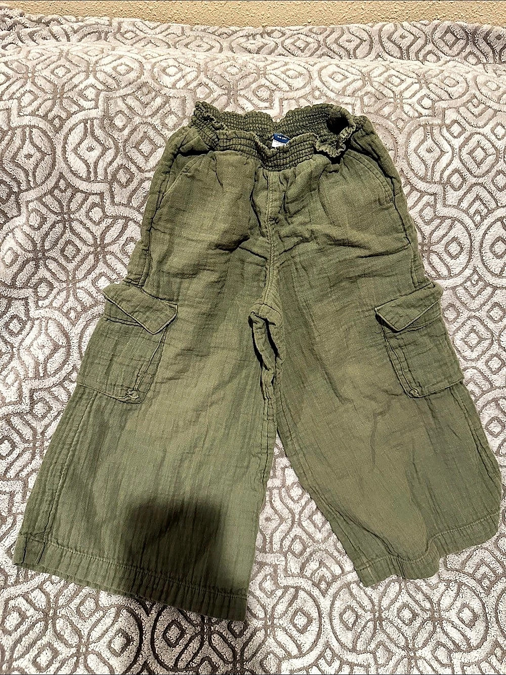 Old Navy Girls Cotton Gauze Cargo pants Size XS (5) Green